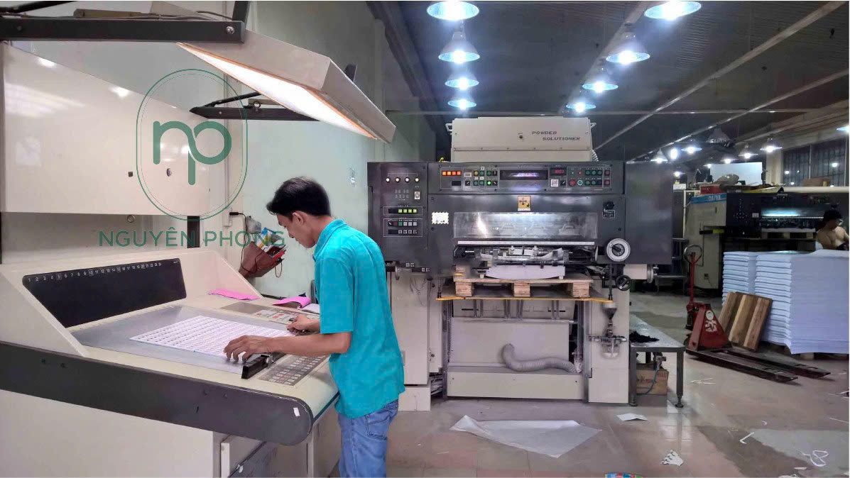 Thiết bị in tại xưởng in Nguyên Phong